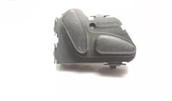 Mercedes-Benz E W210 Seat control switch 2108213751