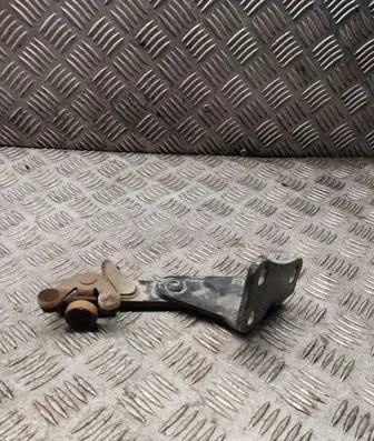 Volkswagen Caddy Sliding door lower roller guide/hinge 2k0843397b