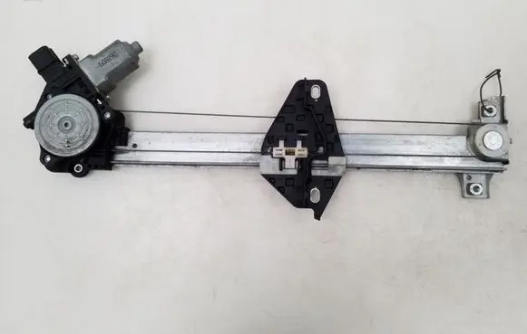 Honda Civic Rear door manual window regulator CM011820