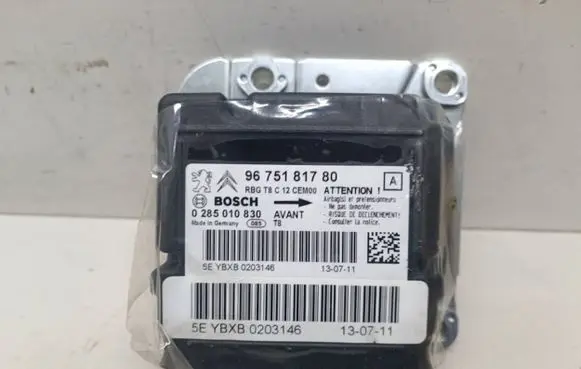 Peugeot 3008 I Airbag control unit/module 9675181780 0285010830 YBPR0203146