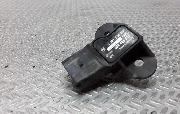 Seat Ibiza III (6L) Air pressure sensor 0261230095 03C906051