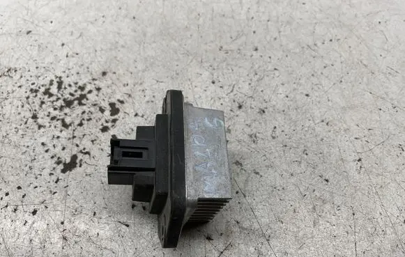 Mazda 6 Heater blower motor/fan resistor PM010010B HB180GJ6A