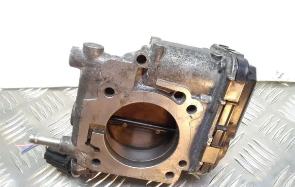 Subaru Forester SF Throttle valve 16112AA010