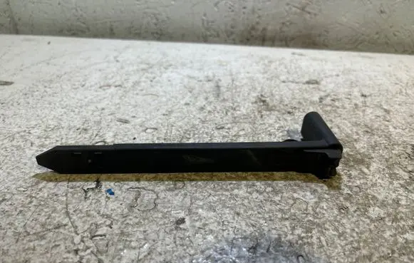 Volvo XC60 Headlight/headlamp mounting bracket 30763154