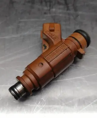 Mercedes-Benz S W220 Fuel injector A1130780249 0280156016