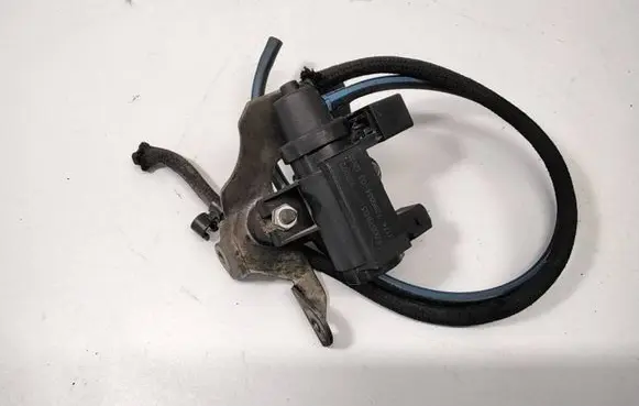 BMW X5 E53 Turbo solenoid valve 7796634 70057903 13T072