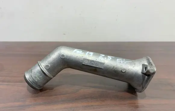 Subaru Forester SK Engine coolant pipe/hose