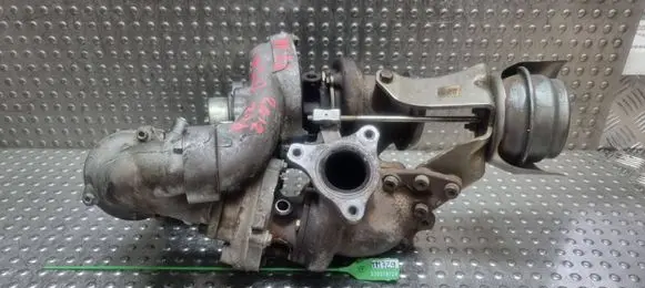Mercedes-Benz E W212 Turbo S26378729 A6510905780 A6510906180