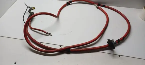 BMW 3 E46 Positive cable (battery) 8374987