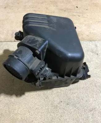 KIA Ceed Air filter box 281002H200