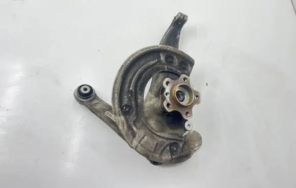 BMW 5 G30 G31 Front wheel hub spindle knuckle 688438601