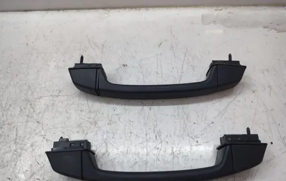 BMW X3 E83 A set of handles for the ceiling 