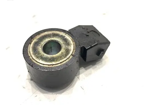 BMW 5 G30 G31 G38 Detonation knock sensor 7598861