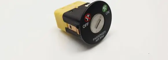 KIA Carnival Passenger airbag on/off switch 
