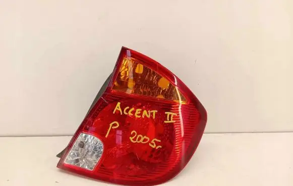Hyundai Accent Rear/tail lights