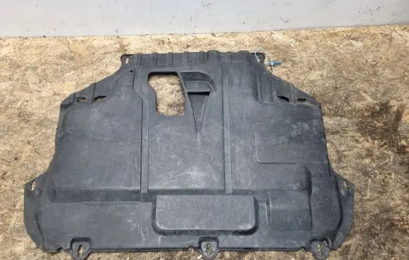 Engine splash shield/under tray
