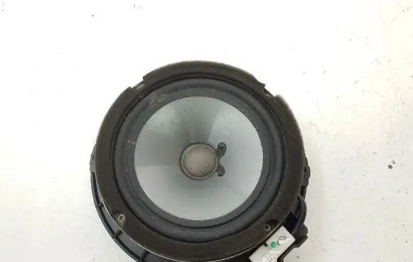 KIA Carens II Front door speaker 963301D700