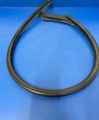 Tesla Model X Front door rubber seal 103214700C
