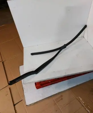 BMW 5 F10 F11 Windshield/front glass wiper blade 7182459
