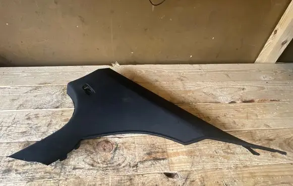 BMW 5 F10 F11 (C) pillar trim 9116358