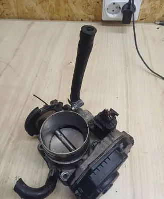 Audi A3 S3 8L Throttle valve 06A133064J 408237111012