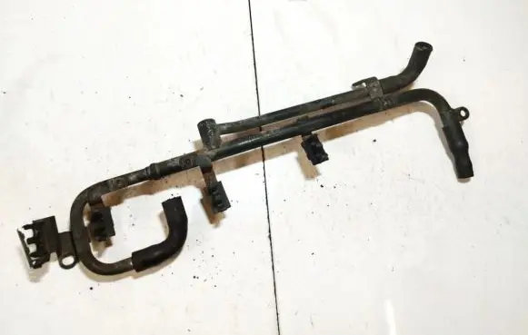 Subaru Legacy Engine coolant pipe/hose