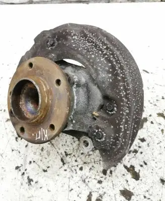 BMW 1 E81 E87 Front wheel hub 6764443 AC32100 210R1D0