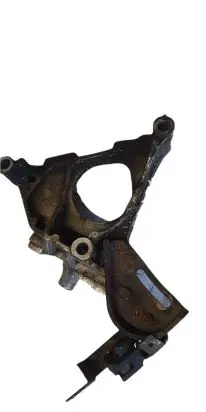 Volkswagen PASSAT B5 Engine mounting bracket NOCODE