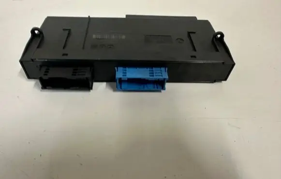 BMW 3 E90 E91 Central body control module 0262502 532305117