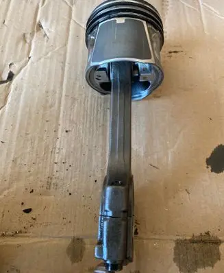 Renault Master III Piston 085209
