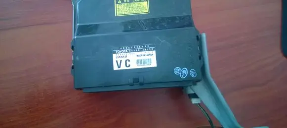 Lexus RX 300 ABS control unit/module 8954048130 89540-48130