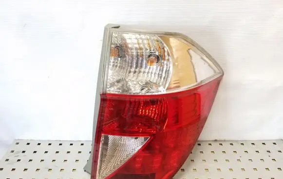 Honda FR-V Rear/tail lights