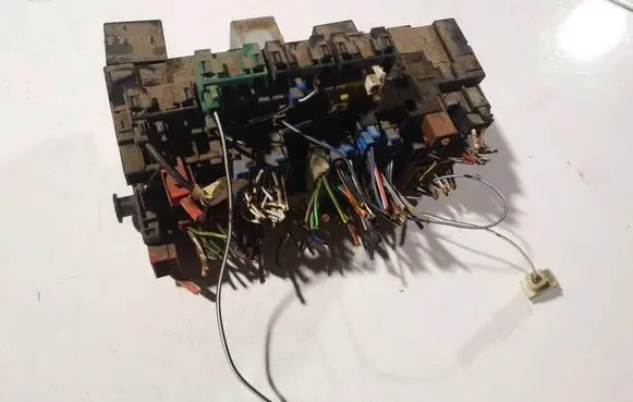 Fuse box set
