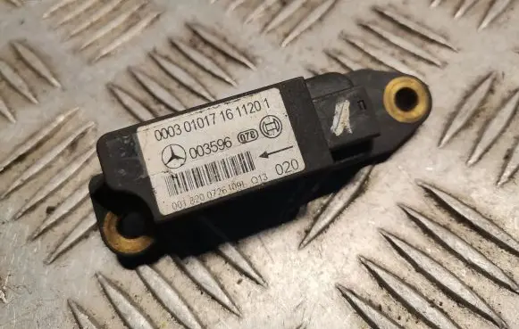Mercedes-Benz SLK R170 Airbag deployment crash/impact sensor 0018200726