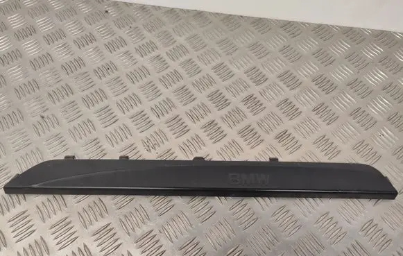 BMW 1 E81 E87 Front sill trim cover 7117633