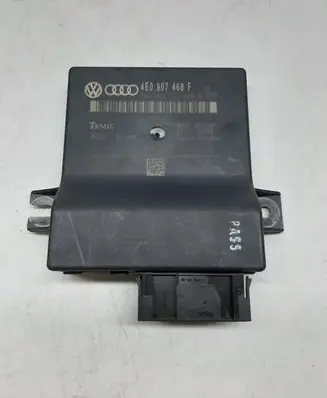 Audi A8 S8 D3 4E Gateway control module 4E0907468F