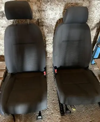 Seat set