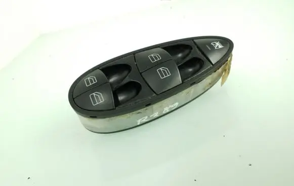 Mercedes-Benz E W211 Electric window control switch A2118210058