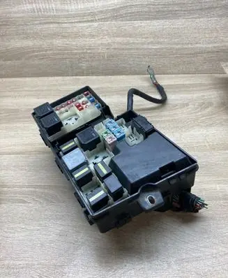 Ford C-MAX I Fuse box set 3M5T14A067BB