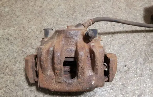 BMW 3 E36 Front brake caliper 34111165560
