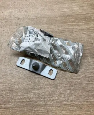 Peugeot Boxer Sliding door lock loop/hook striker 916433