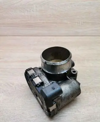 Audi A4 S4 B7 8E 8H Throttle valve 06b133062m 0280750009