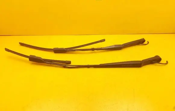 Peugeot 408 P54 Front wiper blade arm 9630981980