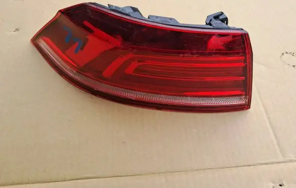Volkswagen PASSAT B8 Rear/tail lights 3G5945095F 2SD01188101 2SD011881