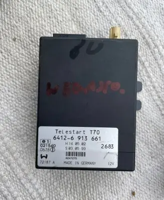 BMW 5 E39 Auxiliary heating control unit/module 64126913661