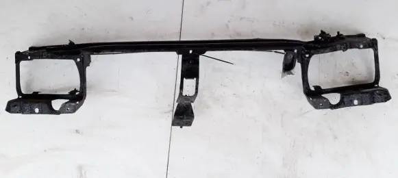Renault Laguna I Radiator support slam panel