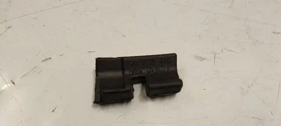Maserati Grecale Fender foam support/seal 670218279
