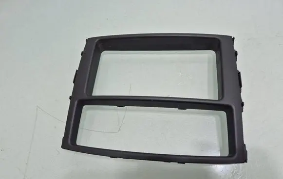 Mitsubishi Pajero Radio/GPS head unit trim 8002A223
