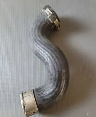 Intercooler hose/pipe
