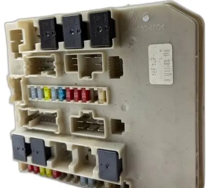 Renault Clio III Voice control module 674654 CIII